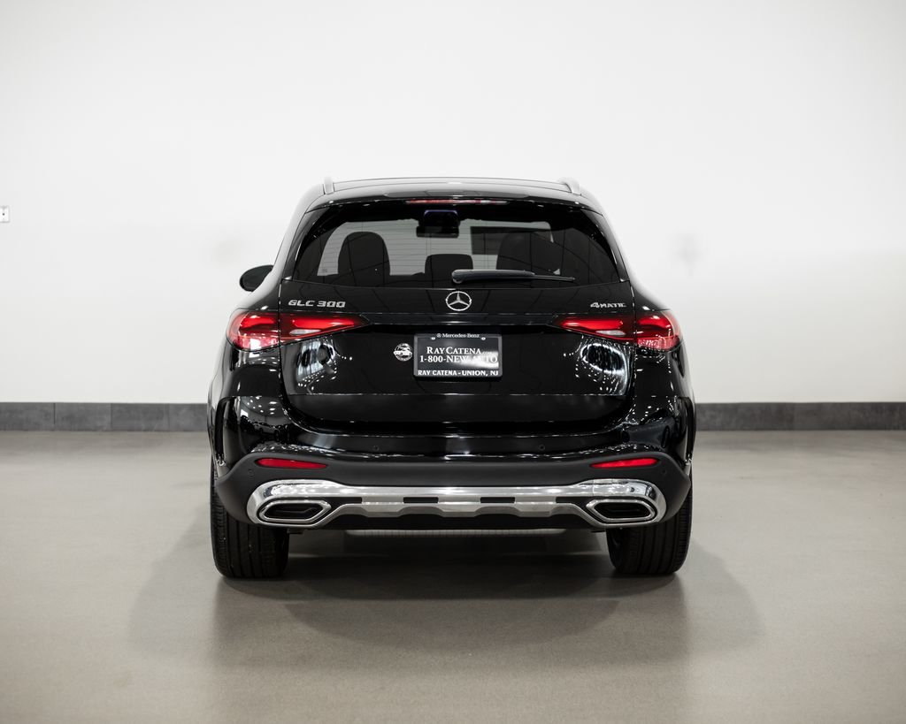 New 2025 Black Mercedes-Benz GLC 300 image 11