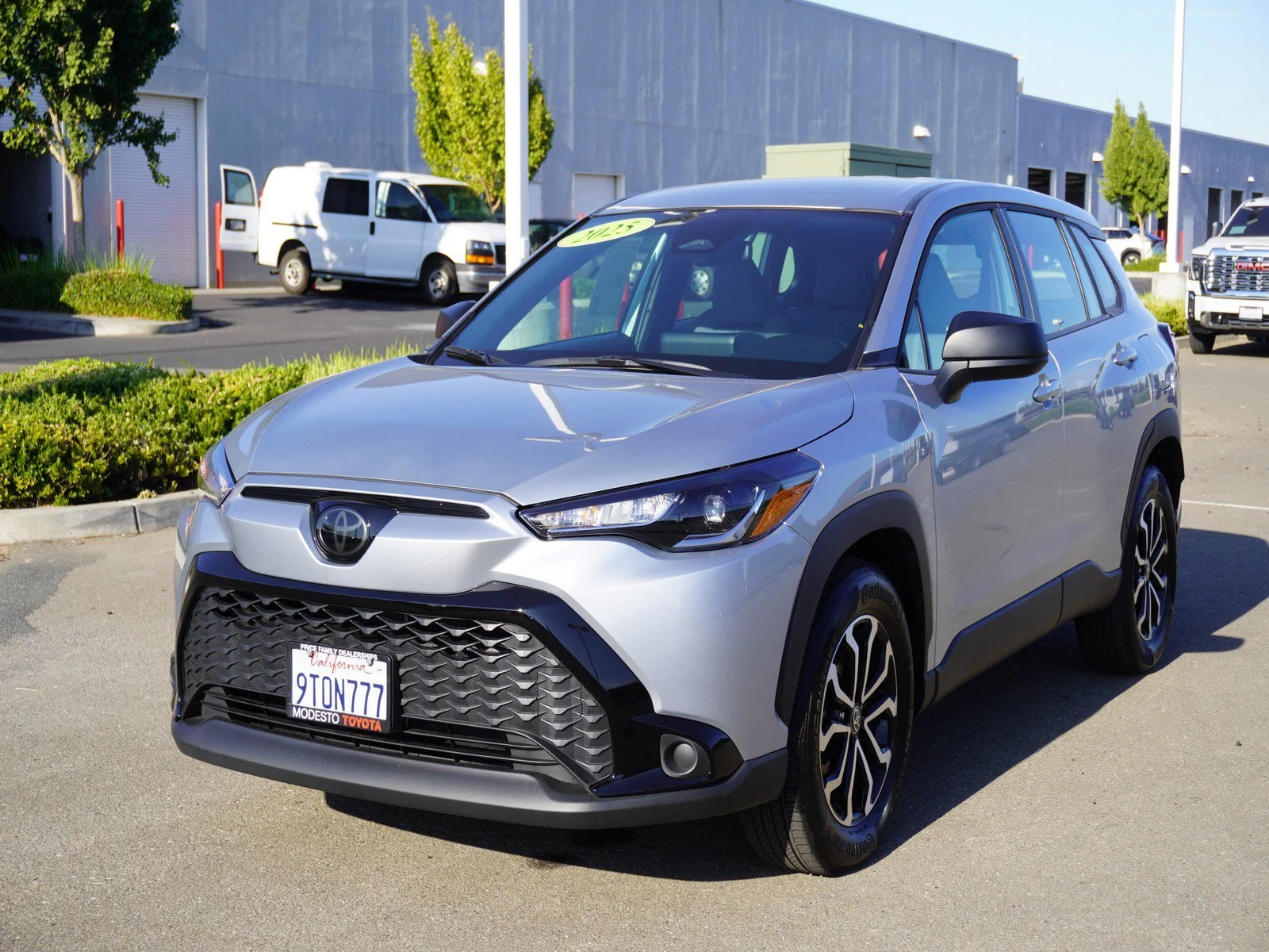 Used 2025 Silver Toyota Hybrid S image 7
