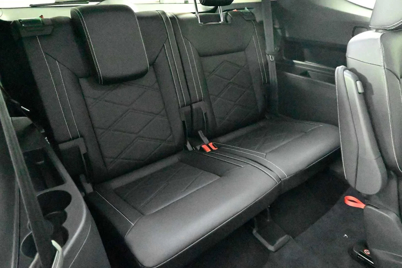 New 2026 Pure Gray Volkswagen 2.0T SE w/Technology image 14