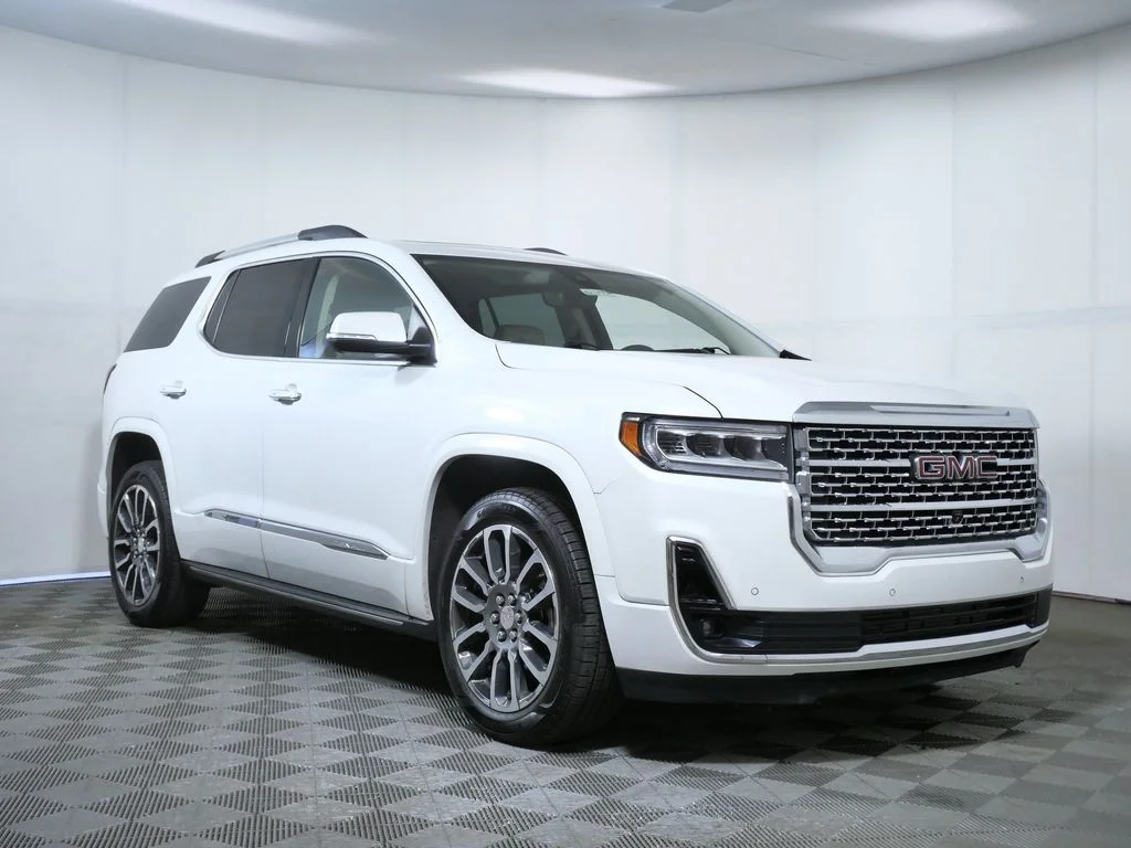 Used 2020 White GMC Denali image 1