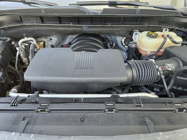 Used 2022 SATIN STEEL METALLIC Chevrolet LS image 30