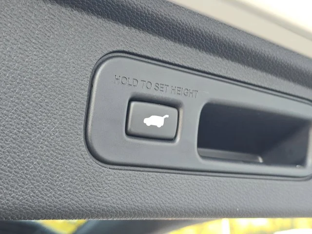 Used 2024  Honda EX-L image 9