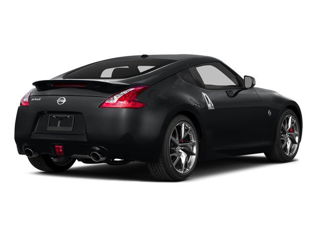 Used 2016 Red Nissan Base image 2