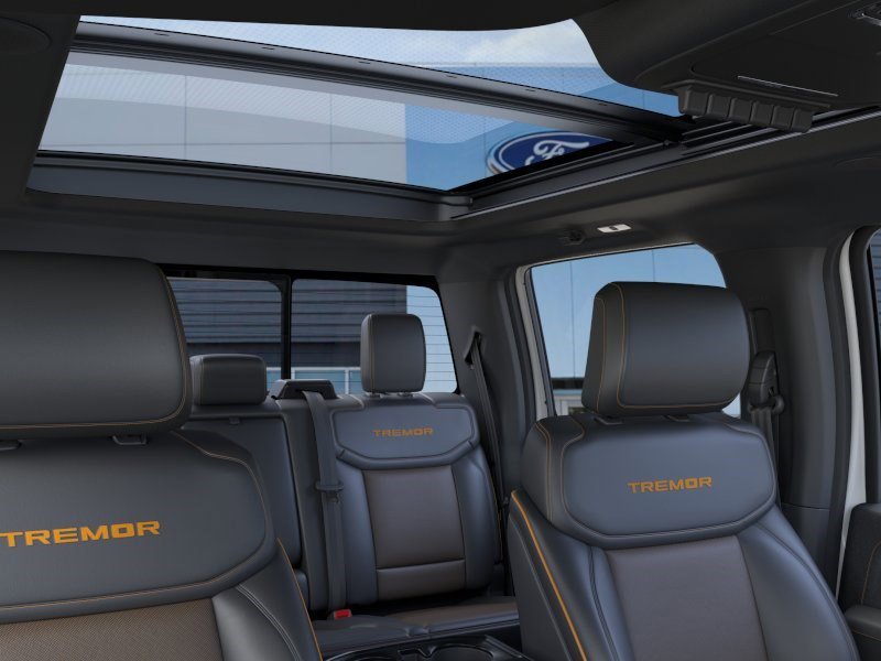 New 2026 Oxford White Ford Tremor image 23