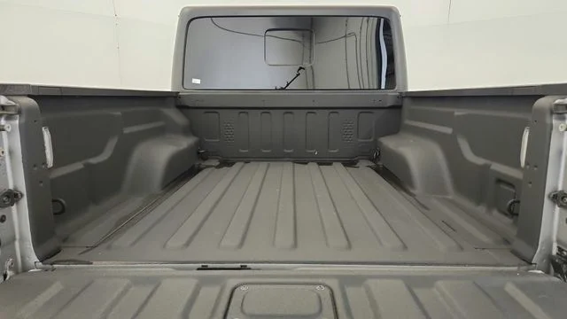 Used 2020 Billet Silver Metallic Clearcoat Jeep Sport image 19