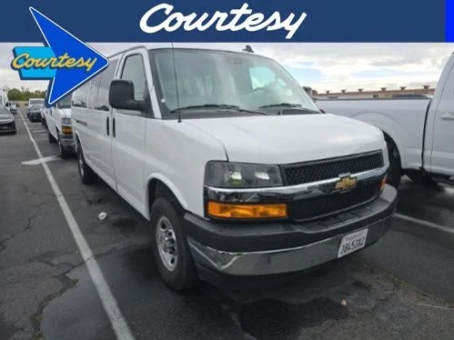 2024 Chevrolet Express 3500 LT Extended's photo