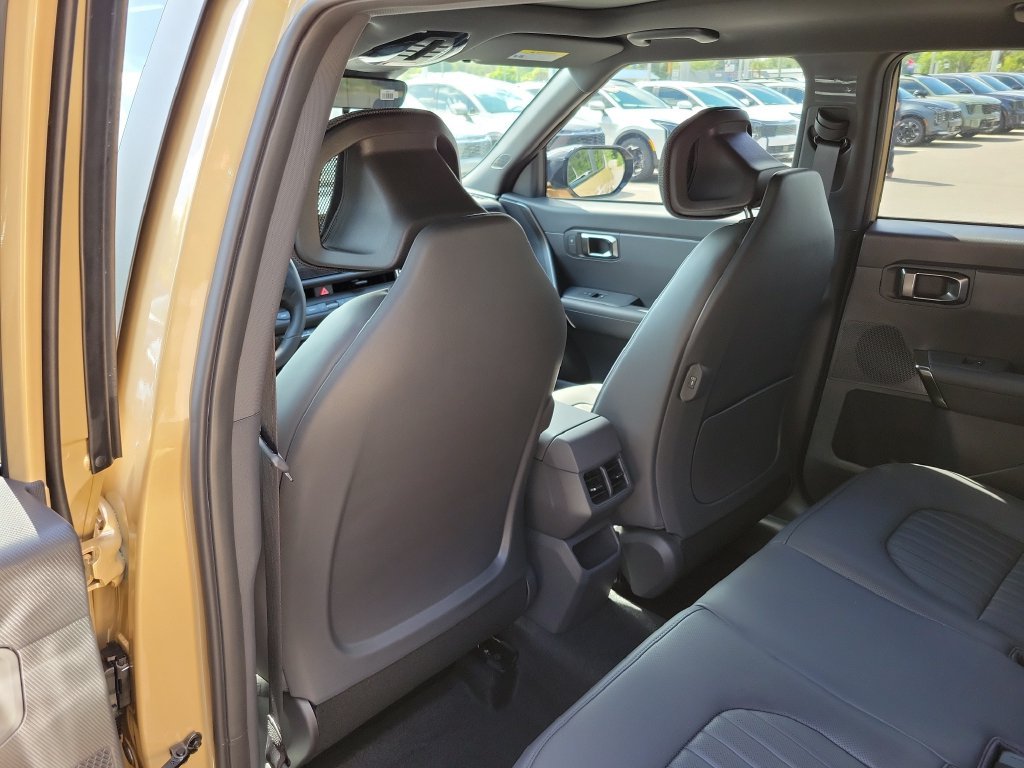 New 2027 Terrain Brown Kia X-Line S image 17