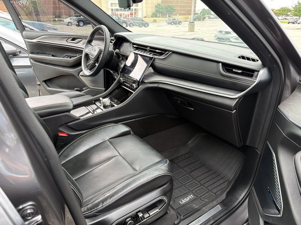 Used 2021 Gray Jeep Overland image 36