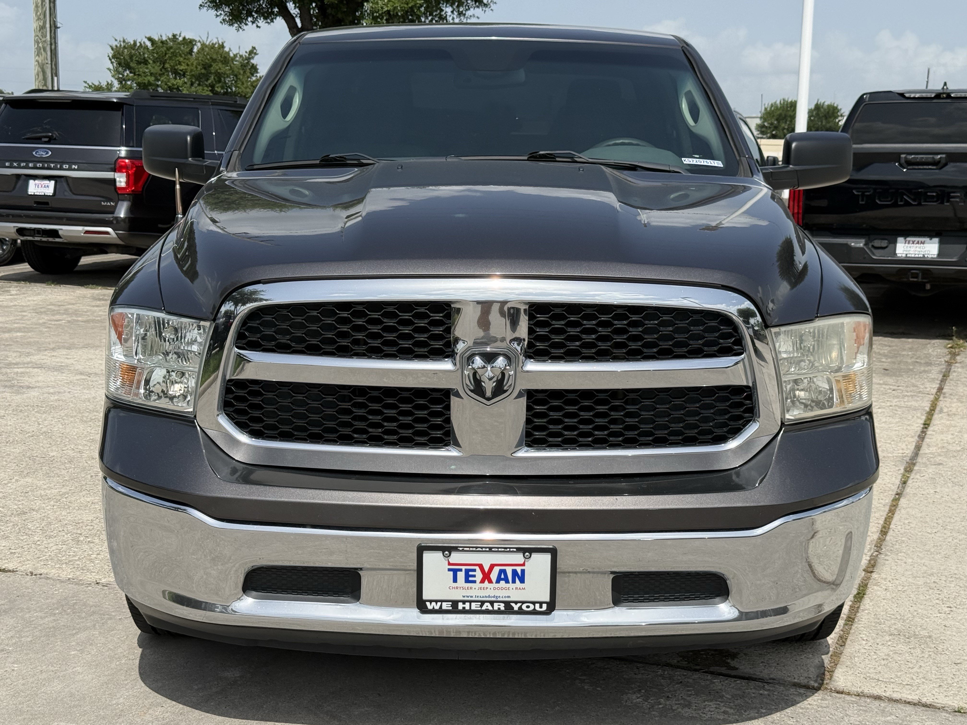 Used 2019 Granite Crystal Metallic Clearcoat Ram Tradesman image 9