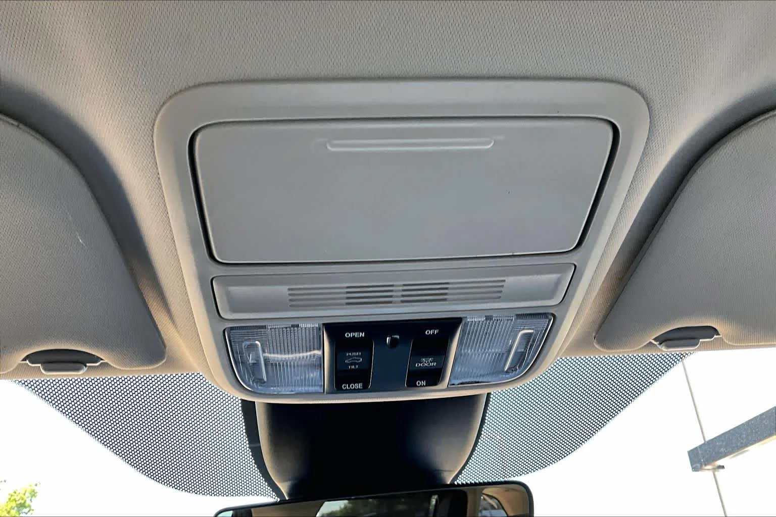 2026 Honda Odyssey EX-L - Photo 17