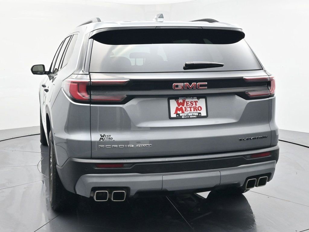 Used 2025 Sterling Metallic GMC Elevation image 28