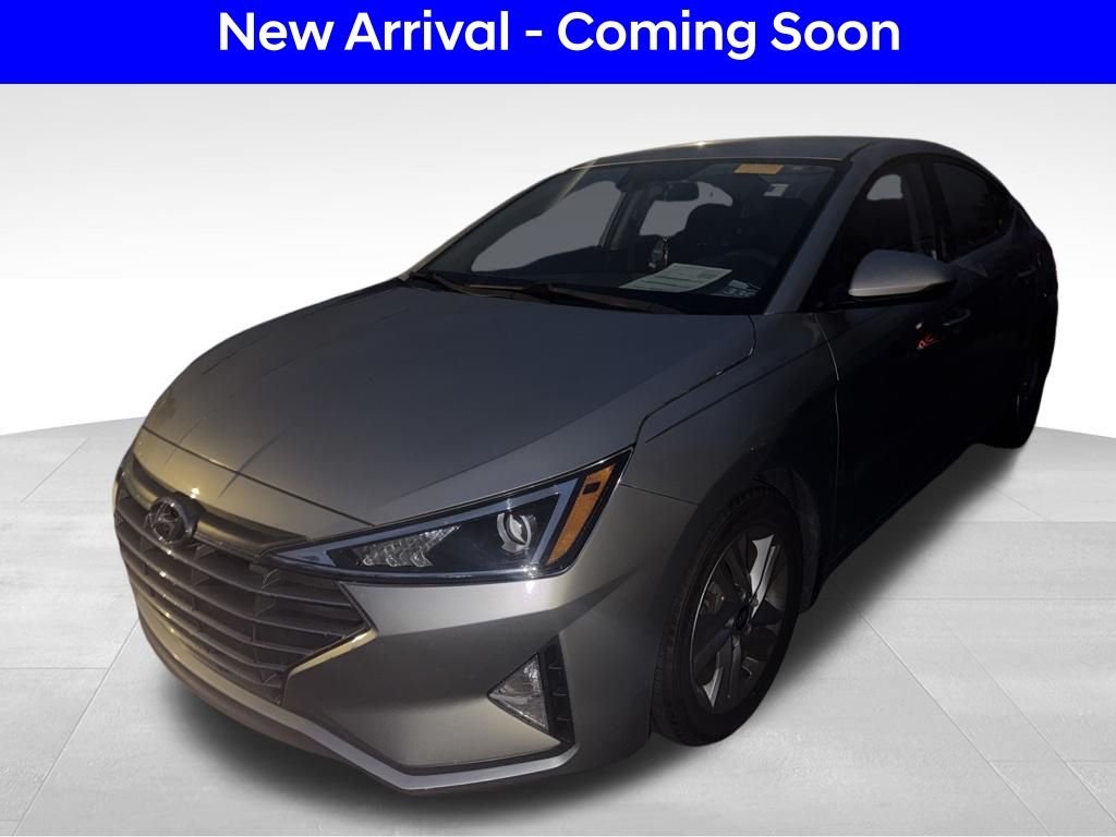 Certified Used 2020 Silver Hyundai SEL image 2