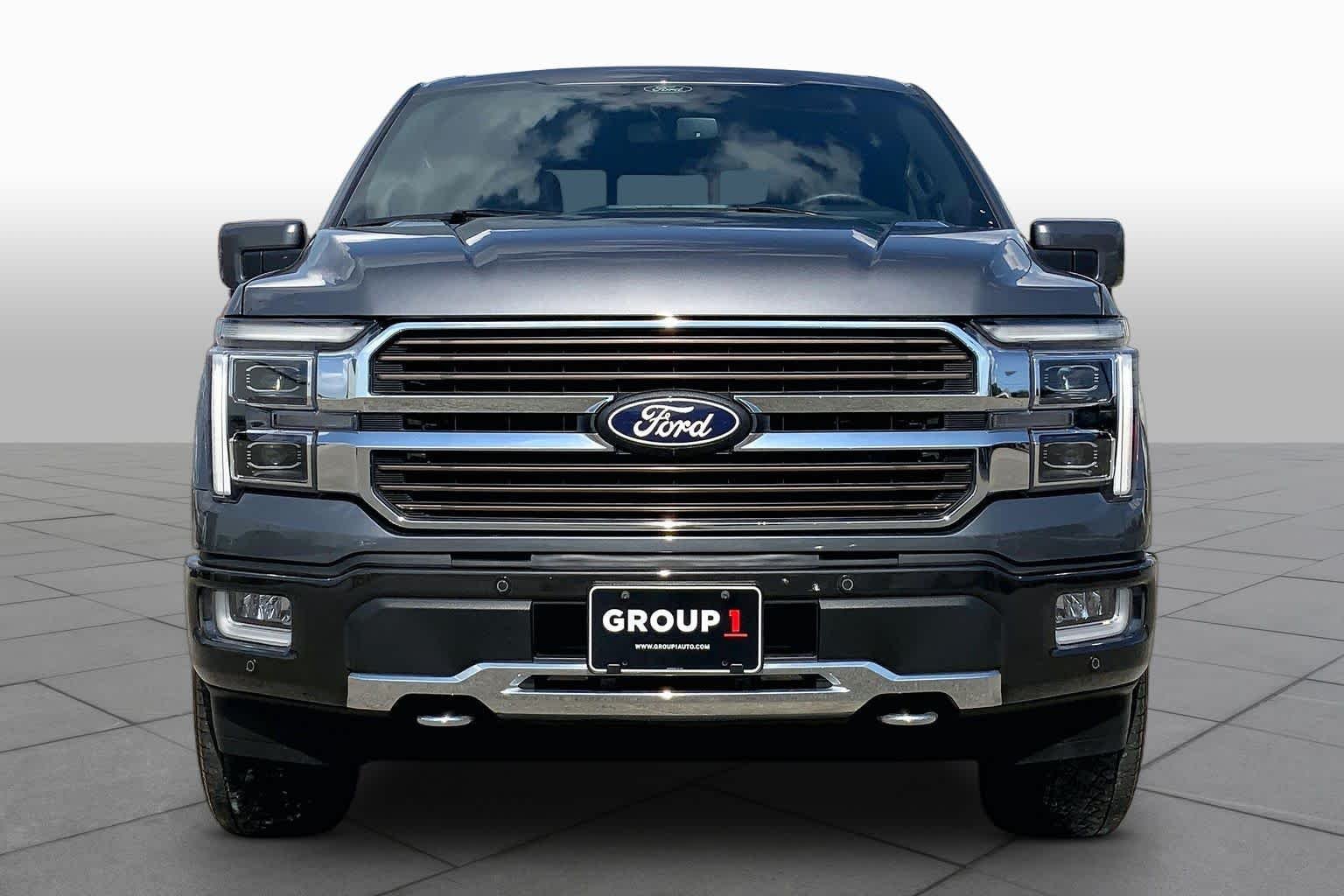 Used 2024 Carbonized Gray/Darkened Bronze Ford King Ranch image 4