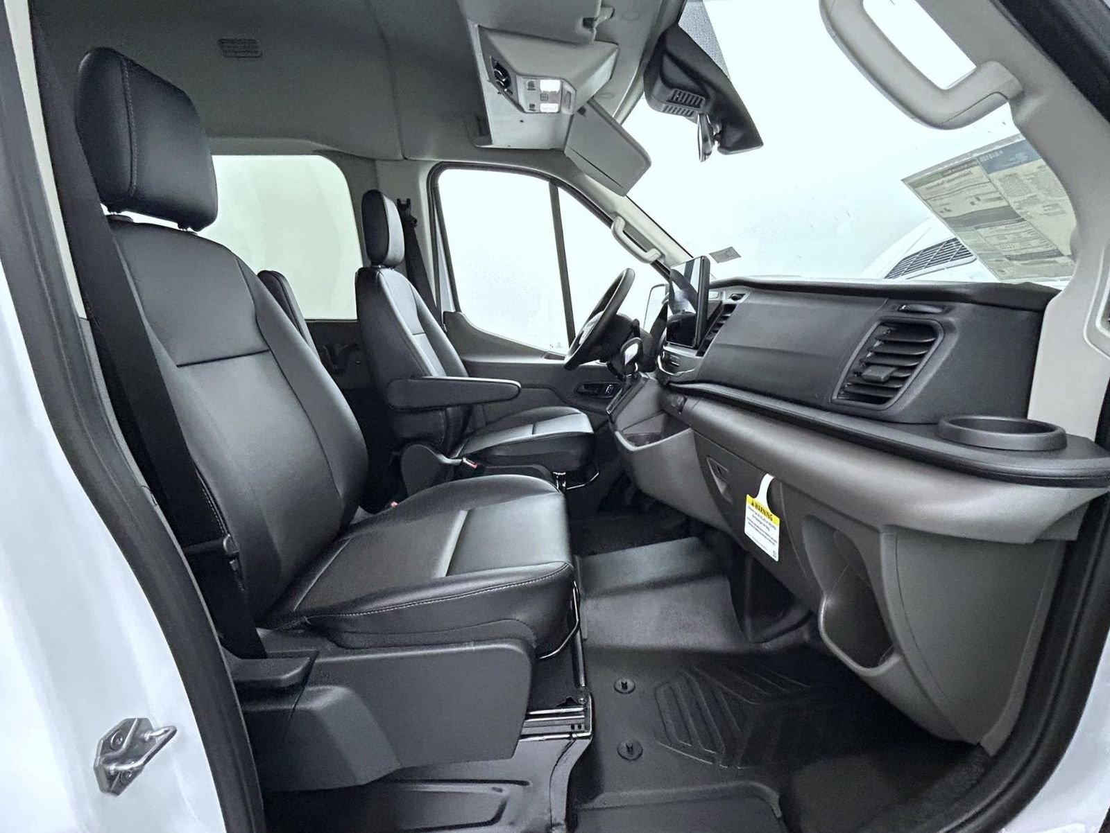 2026 Ford Transit Passenger Van XL - Photo 15