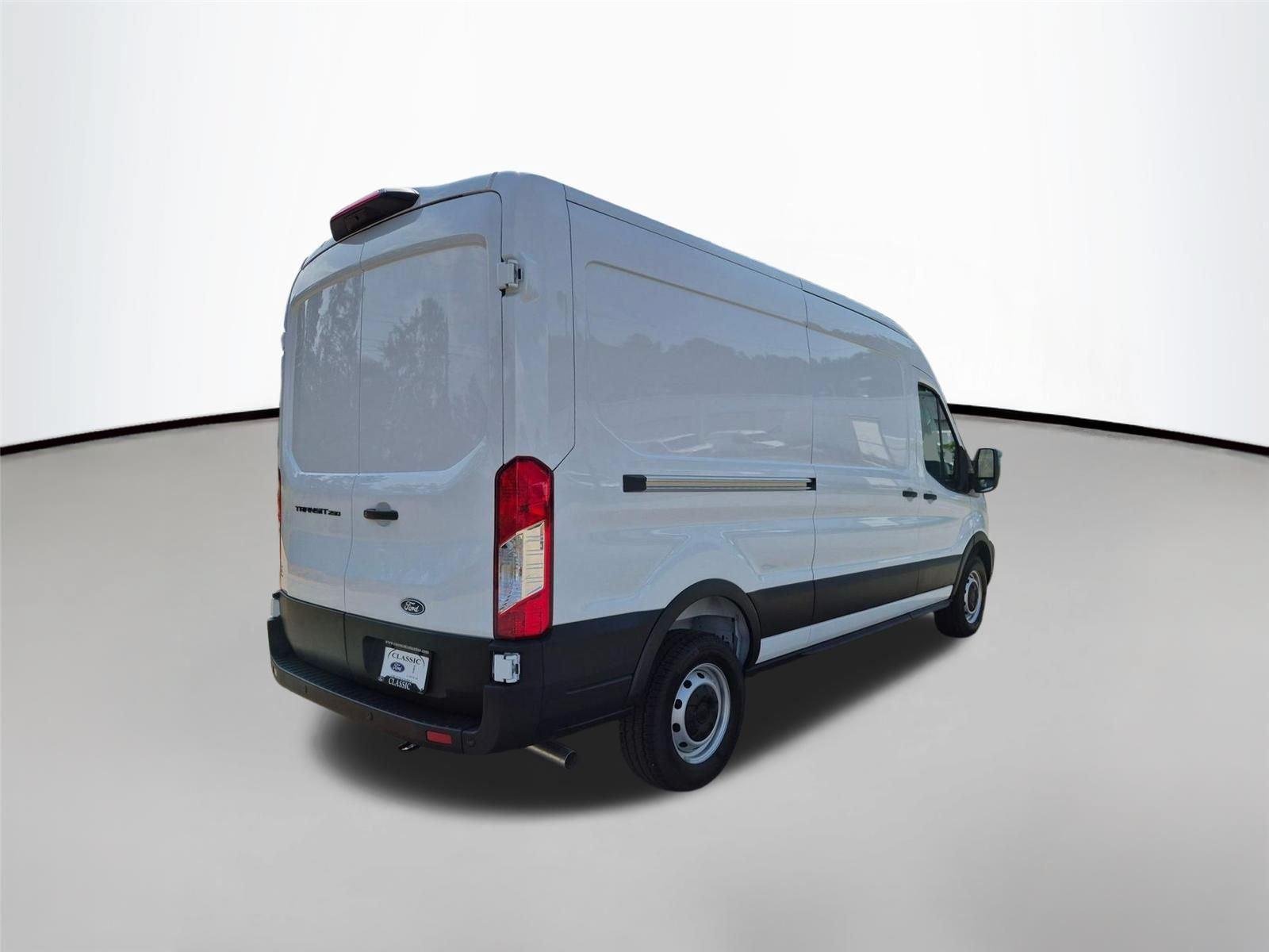 New 2026 Oxford White Ford T250 image 5