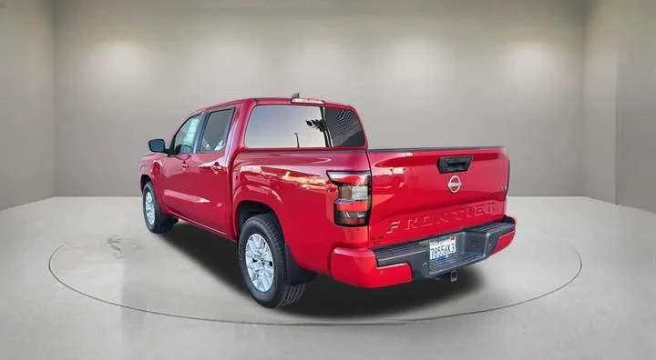 Certified Used 2022 Red Alert Nissan SV image 4