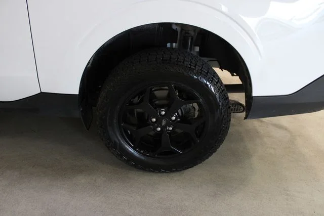 Used 2024 White Ford XLT image 34