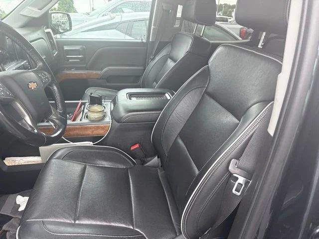 Used 2018 Gray Chevrolet High Country image 35