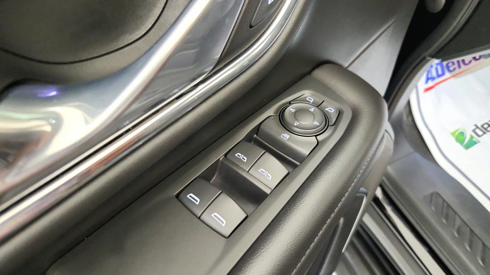 Used 2023 BLACK Chevrolet LS image 25