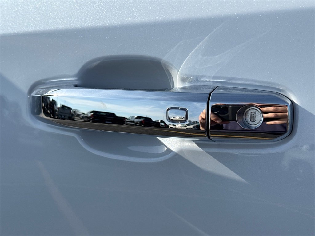 2026 GMC SIERRA - Image 12