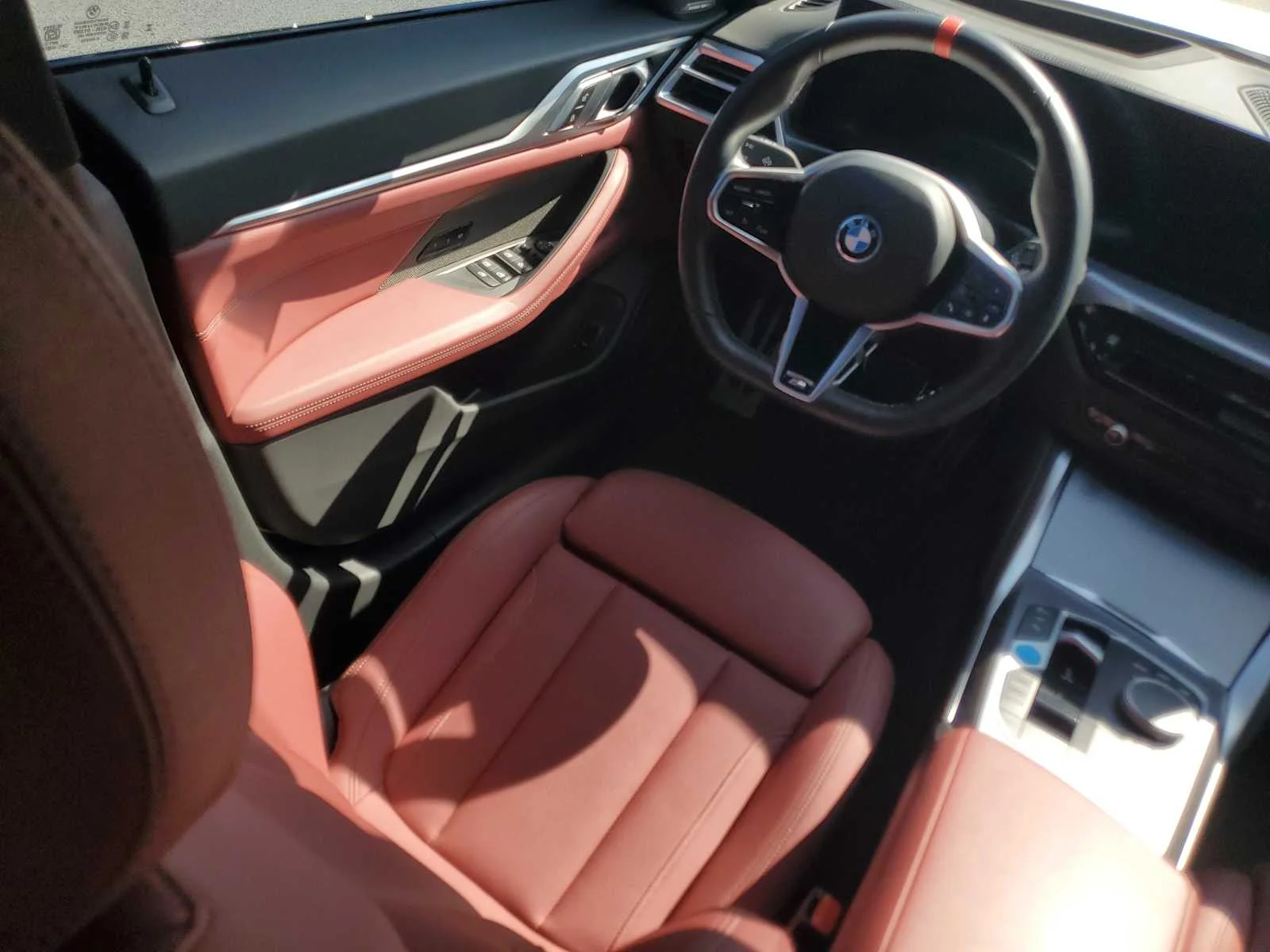 Used 2025 White BMW M50 image 16