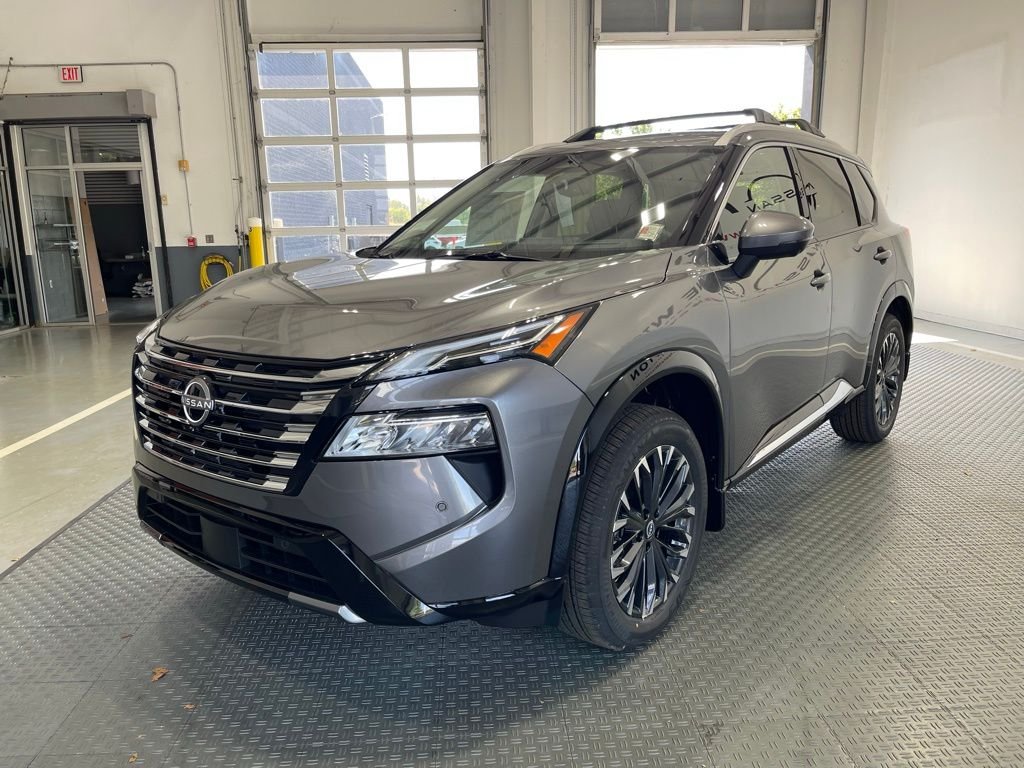 2026 Nissan Rogue Platinum - Photo 4