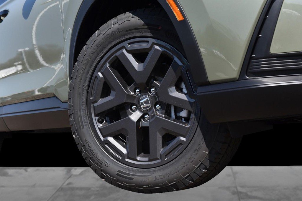New 2026 Ash Green Metallic Honda AWD TrailSport Hybrid image 3
