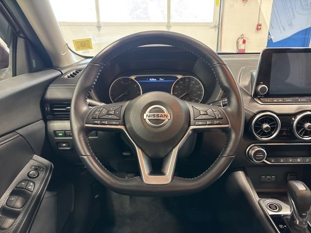 Used 2020 Rosewood Metallic Nissan SV image 14