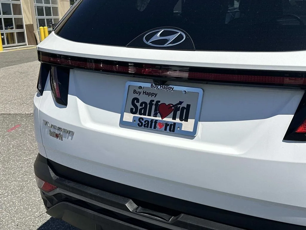 Used 2023 White Hyundai SEL image 12