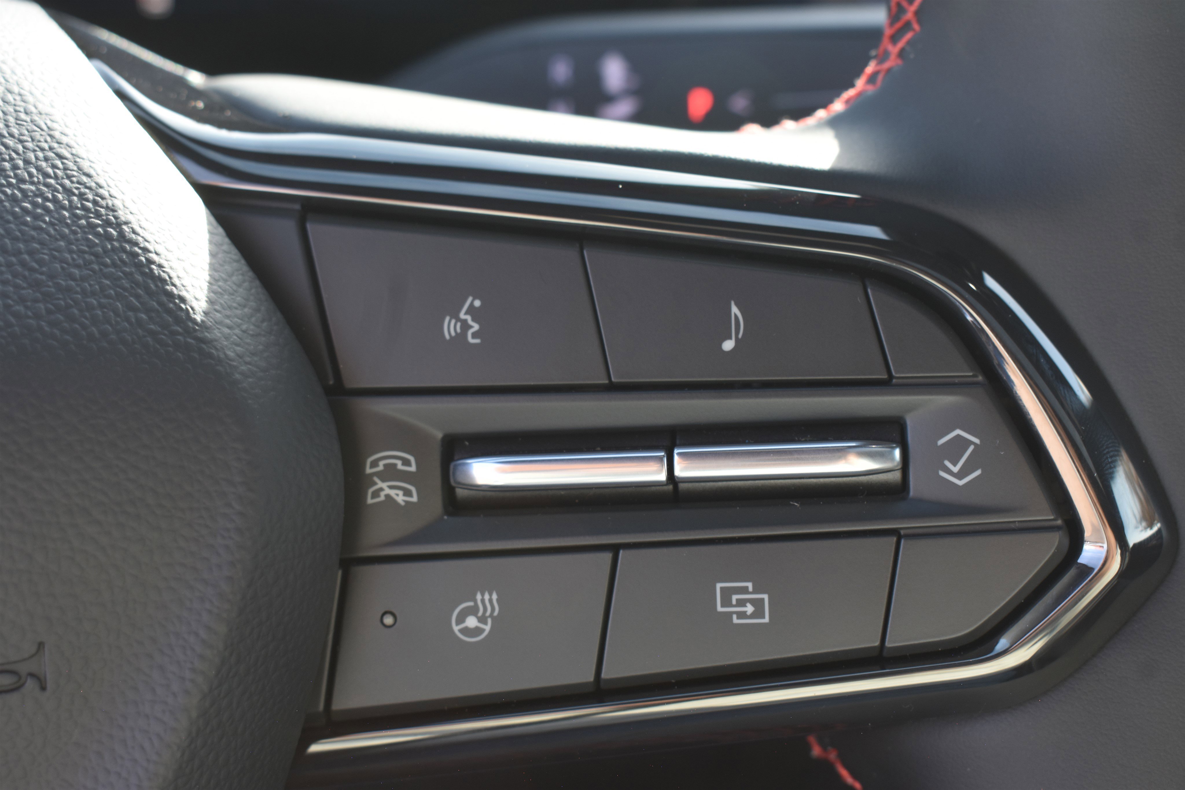 2026 Chevrolet Equinox EV RS - Photo 23