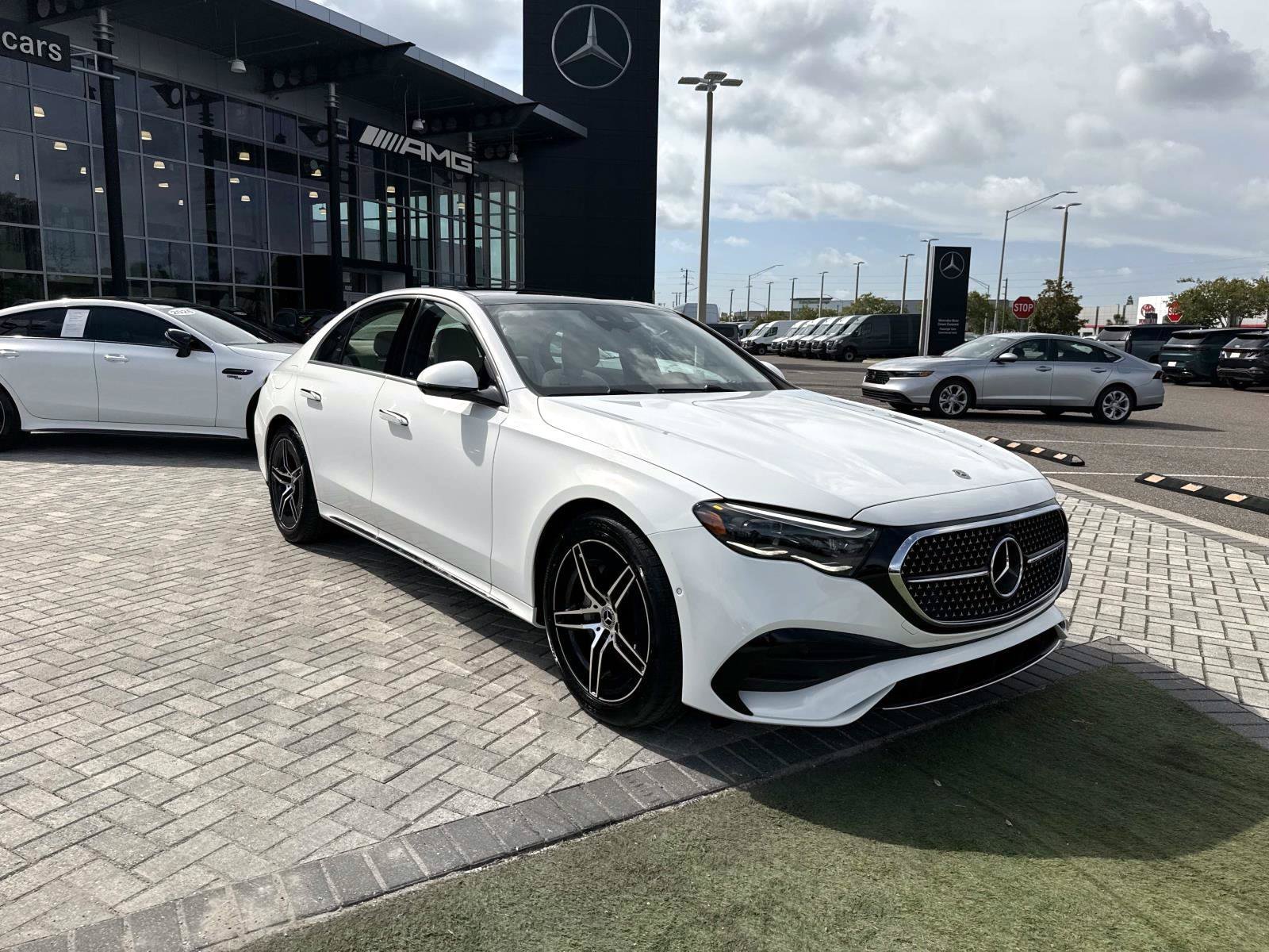 New 2026 Polar White Mercedes-Benz E 350 RWD Sedan image 7