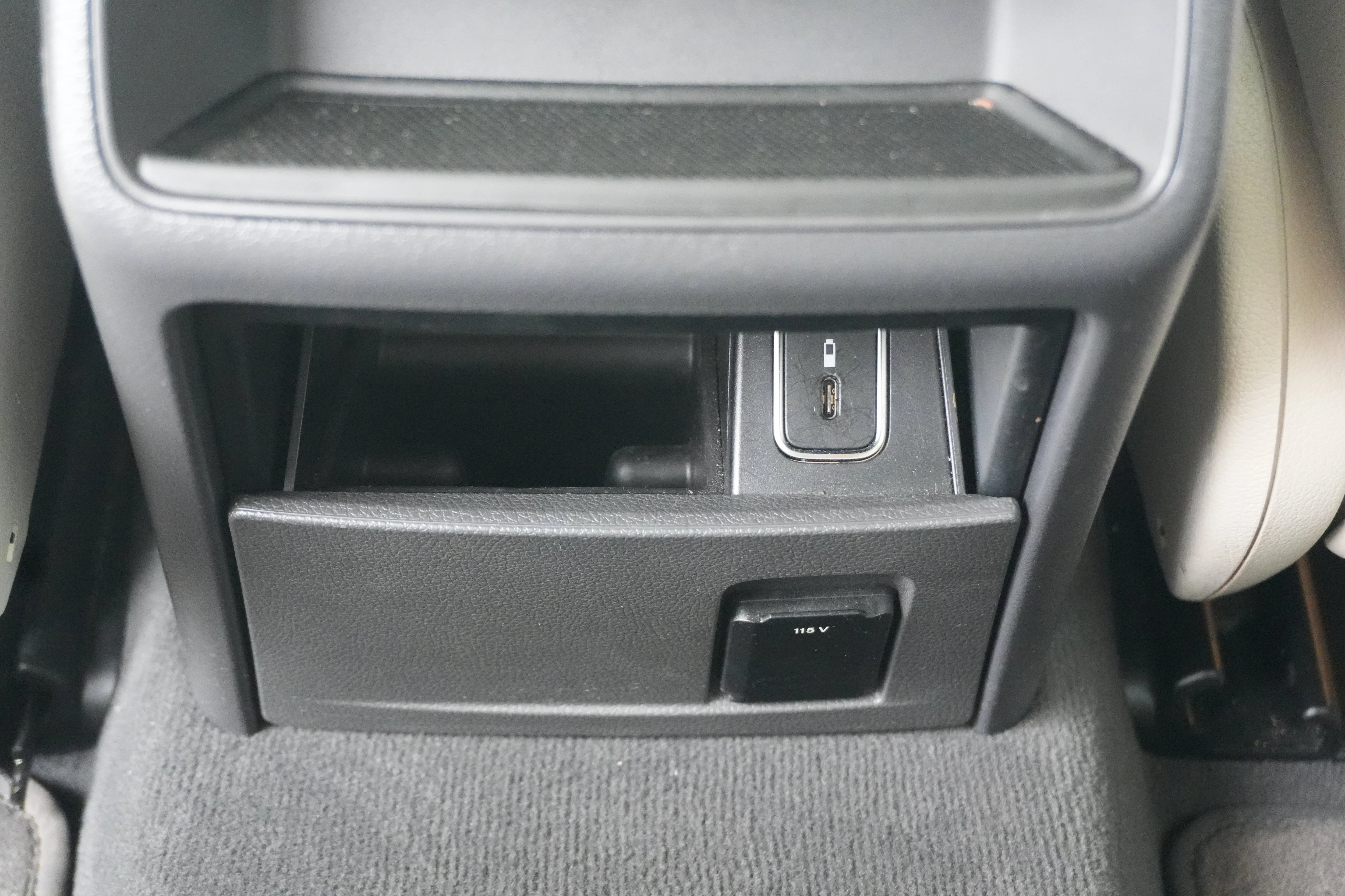 Used 2020 Black Mercedes-Benz GLE 350 image 31