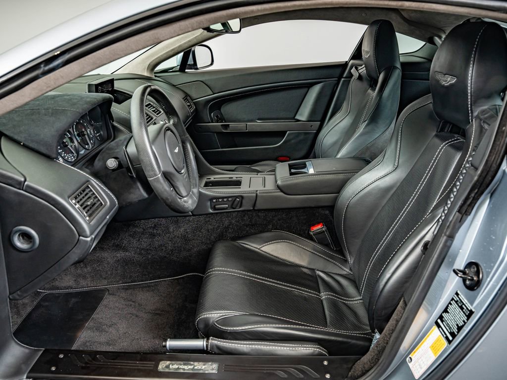 Used 2015 Skyfall Silver Aston Martin  image 35