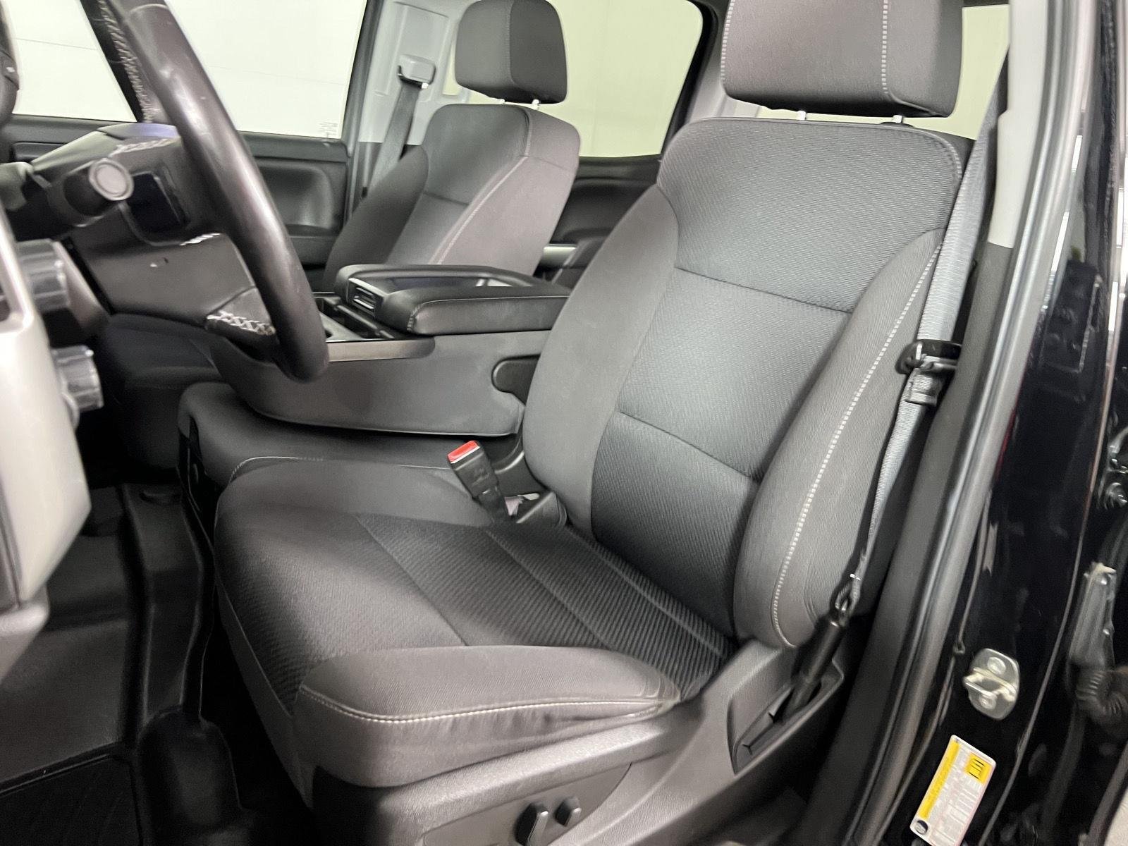 Used 2018 Black Chevrolet LT image 12