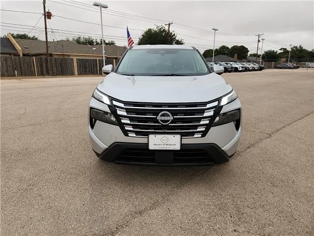 Used 2025 Brilliant Silver Metallic Nissan SV All-Wheel Drive image 8