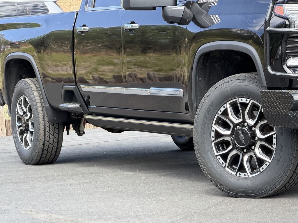 2024 Chevrolet Silverado 3500HD High Country - Photo 10