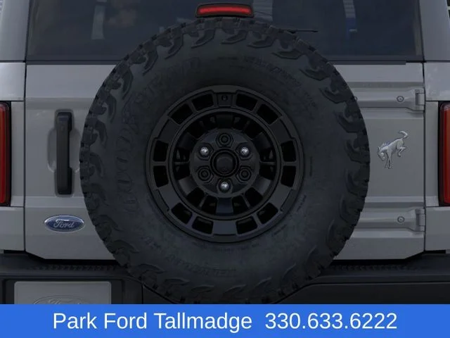 New 2026 Avalanche Gray Ford Badlands image 24