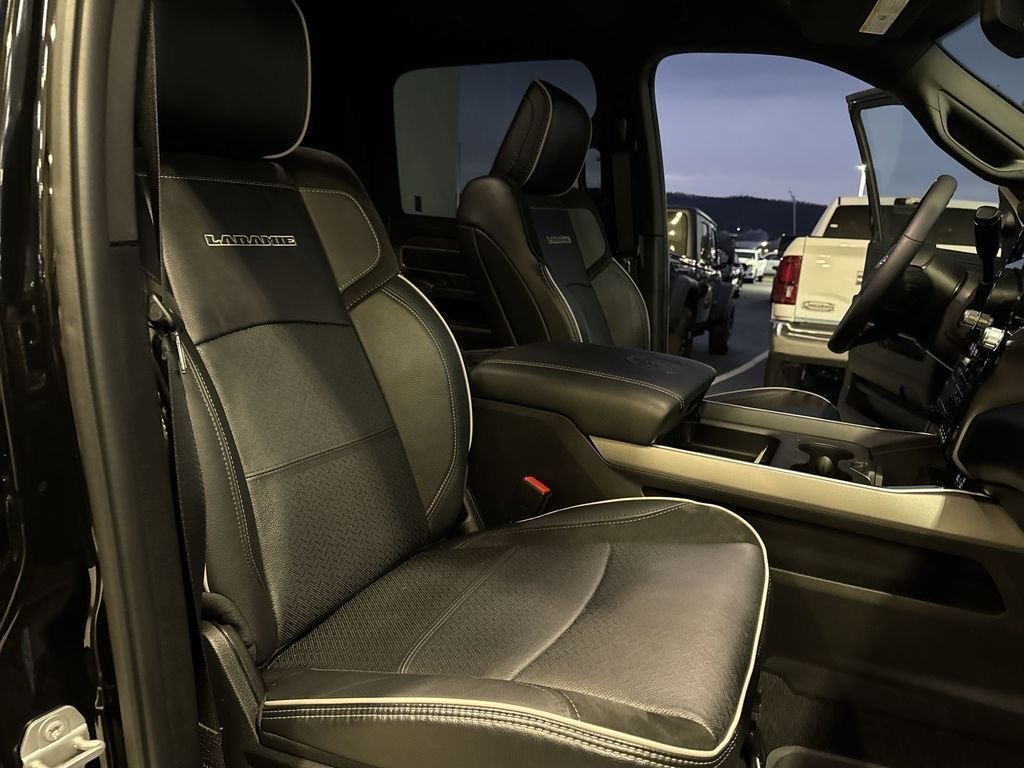 2026 RAM 2500 Laramie - Photo 24