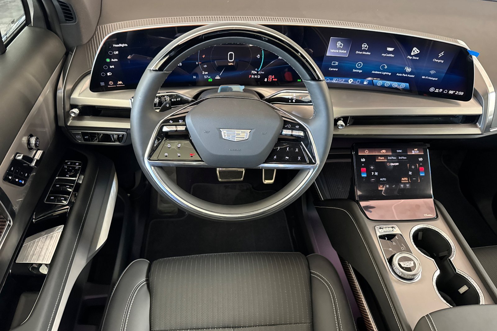 2027 Cadillac VISTIQ Luxury - Photo 14