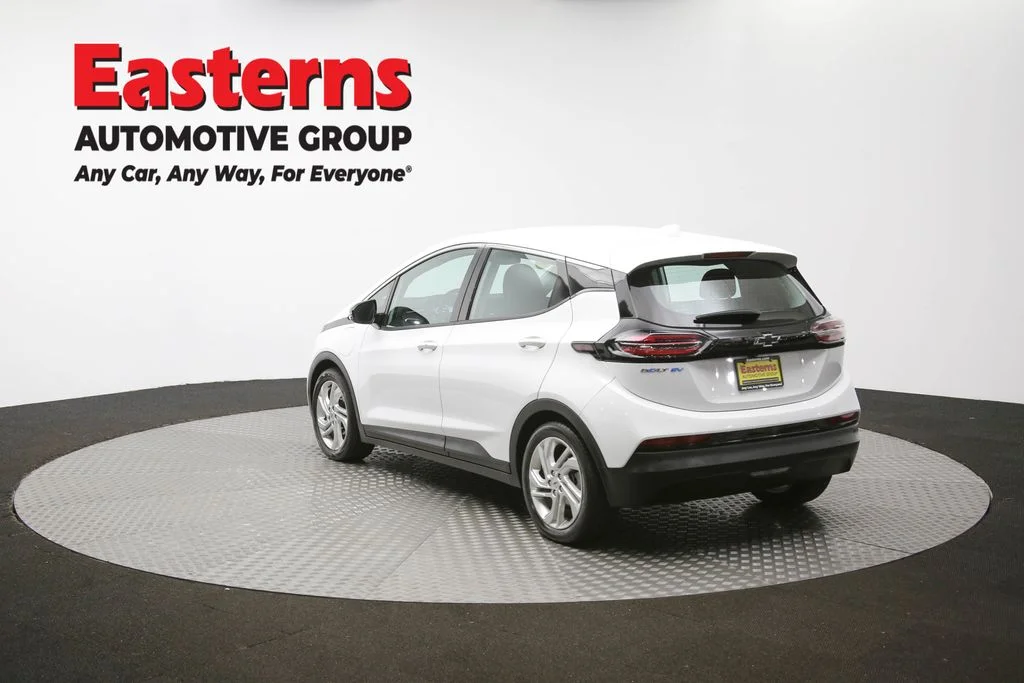Used 2023 White Chevrolet 1LT image 64