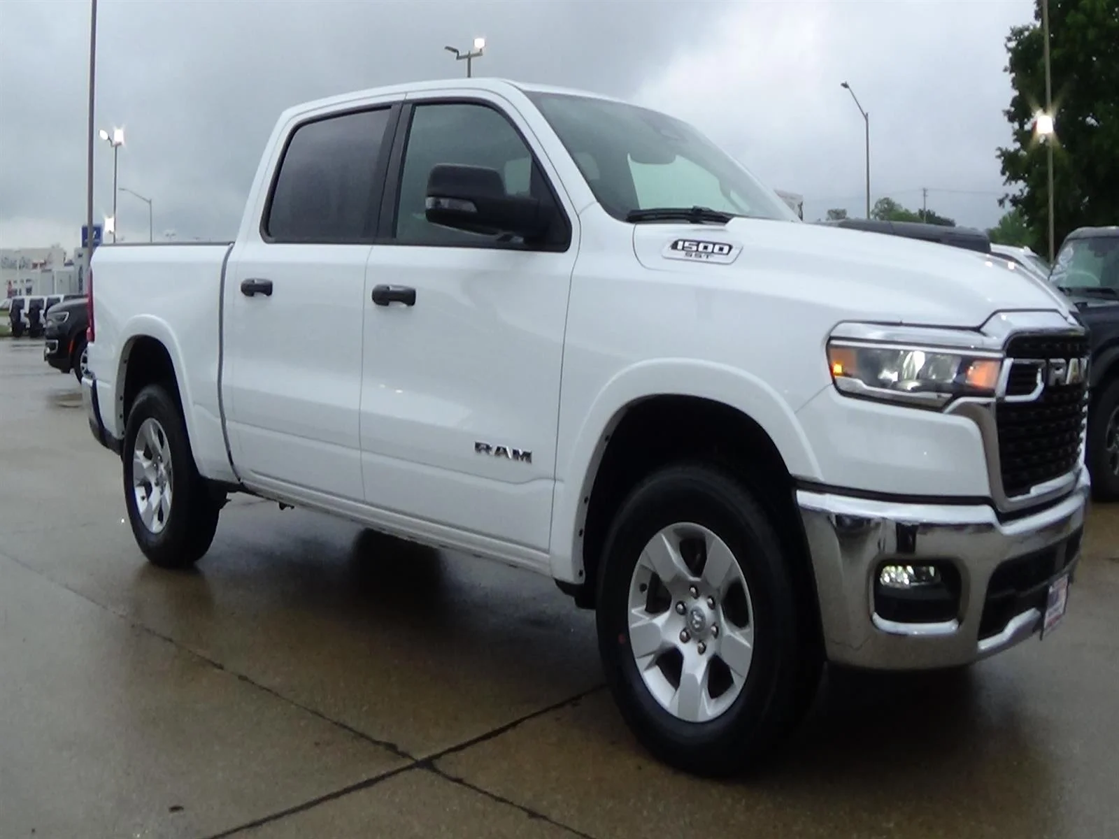 Certified Used 2025 Bright White Clear Coat (pw7) RAM Big Horn image 4