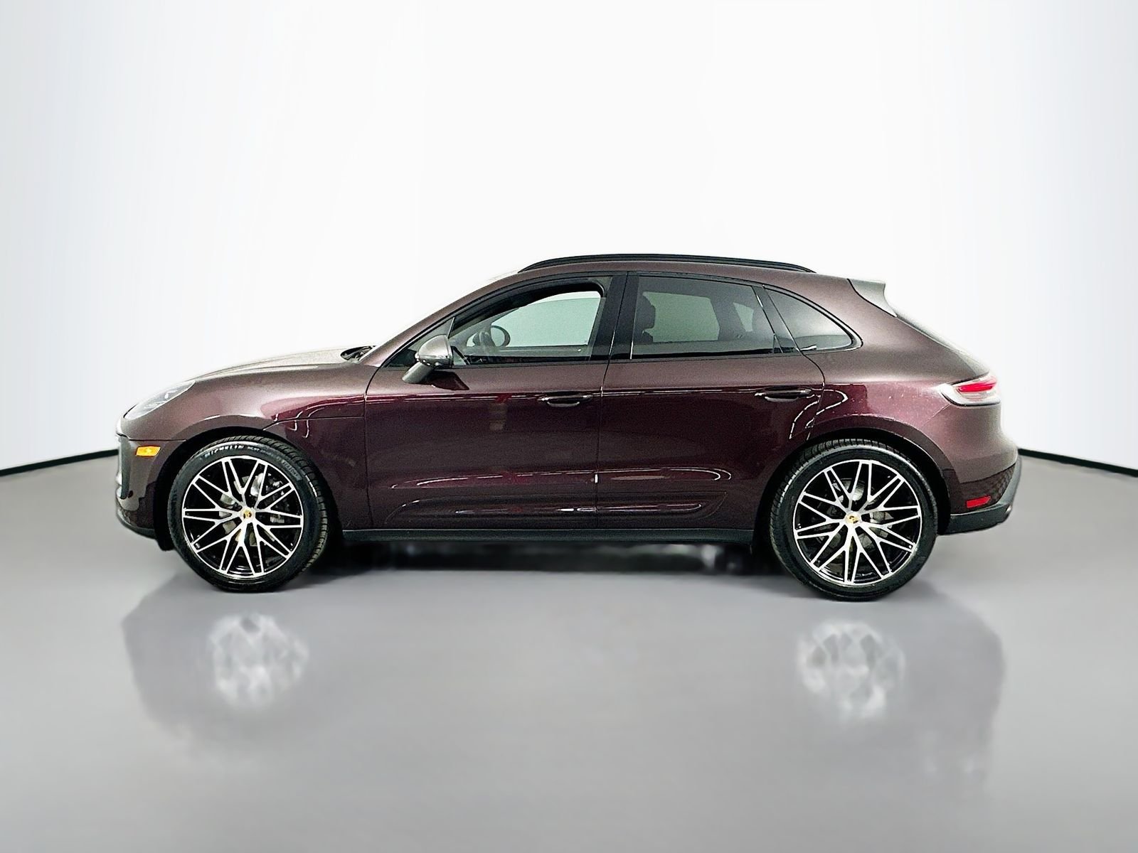 Used 2023 Copper Ruby Metallic Porsche T image 4