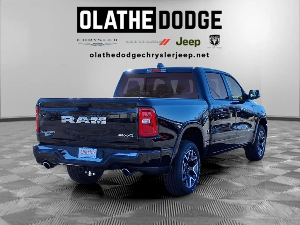 New 2026 Diamond Black Crystal Pearl-Coat Exterior Paint RAM Laramie image 28