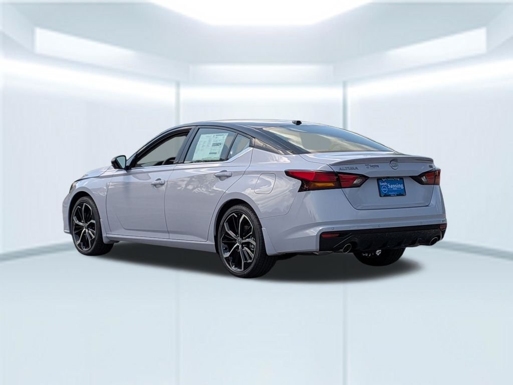 New 2026 Gray Nissan 2.5 SR image 4