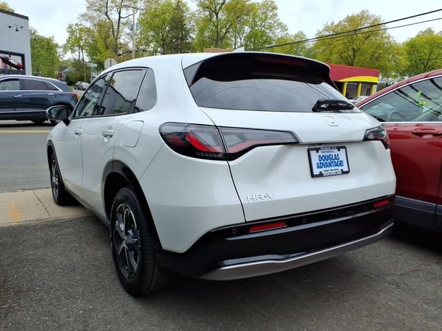 Used 2023 White Honda EX-L image 5