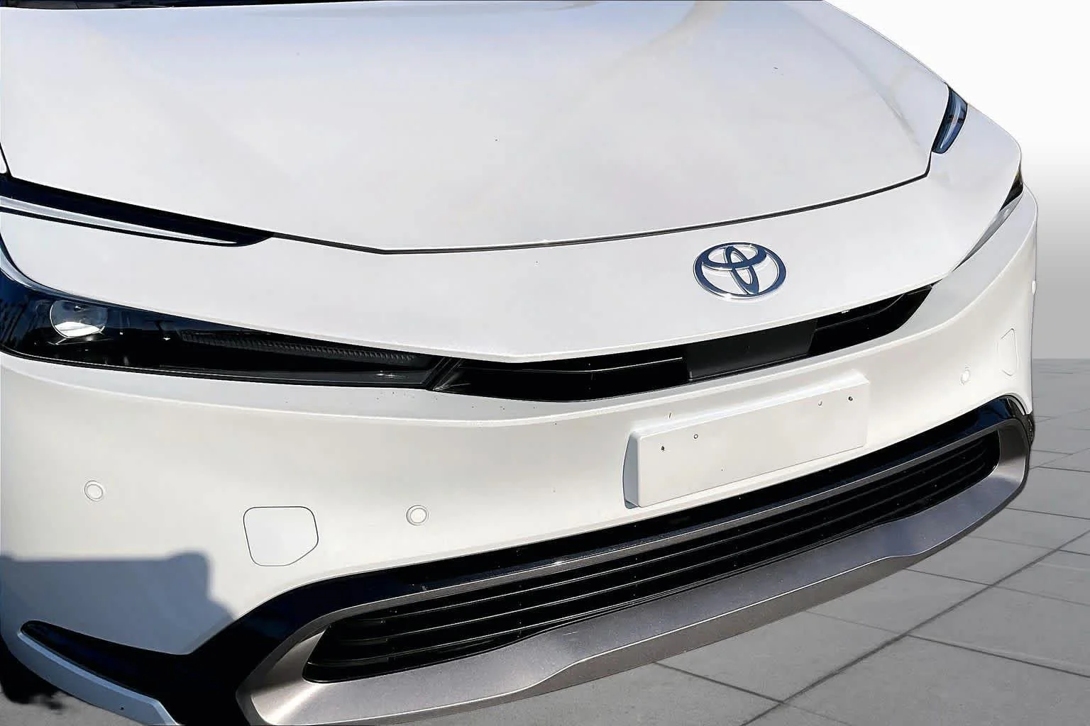 Certified Used 2026 Wind Chill Pearl Toyota XLE image 29