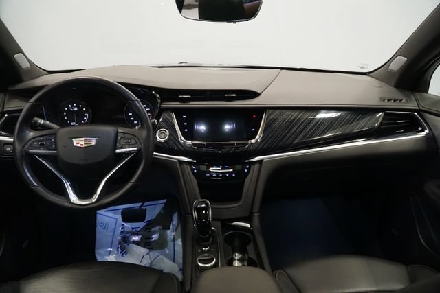 Used 2023 Argent Silver Metallic Cadillac Premium Luxury image 14