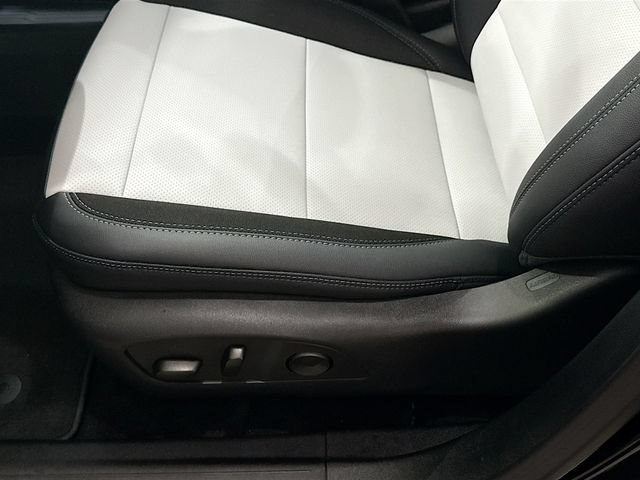 2026 Chevrolet Equinox EV 2LT - Photo 20