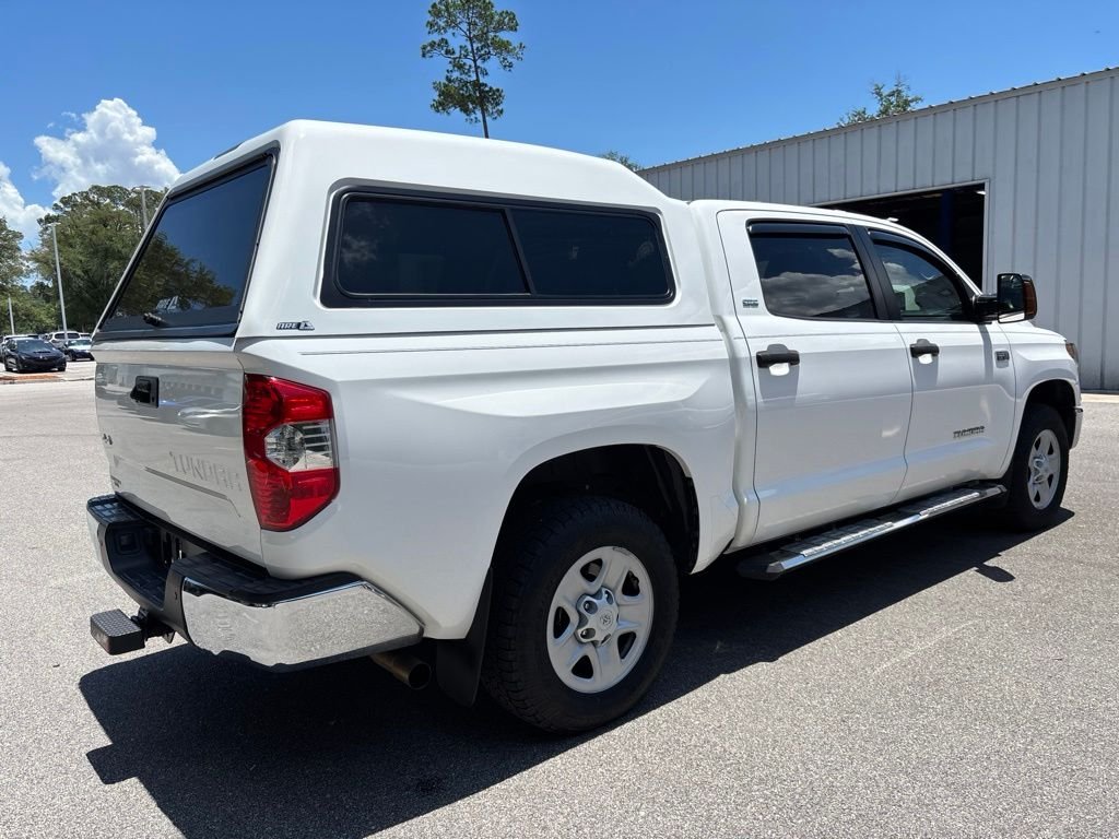 Used 2021 White Toyota SR5 image 25
