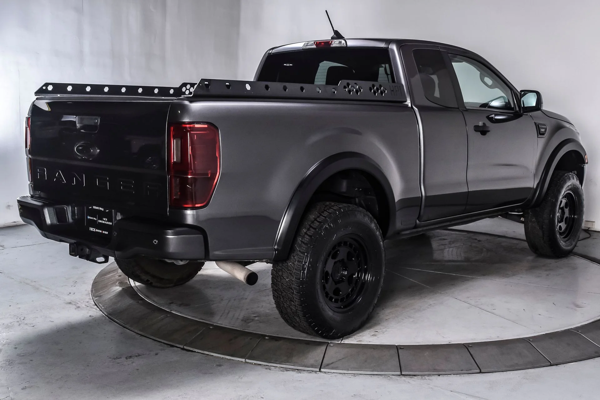 Used 2020 Magnetic Ford XLT image 6